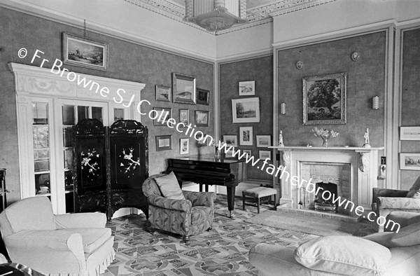 7 AILESBURY ROAD A E JONES MRIAI DRAWING ROOM